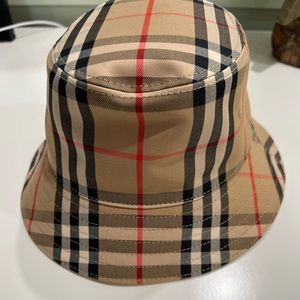 Kids Burberry bucket hat